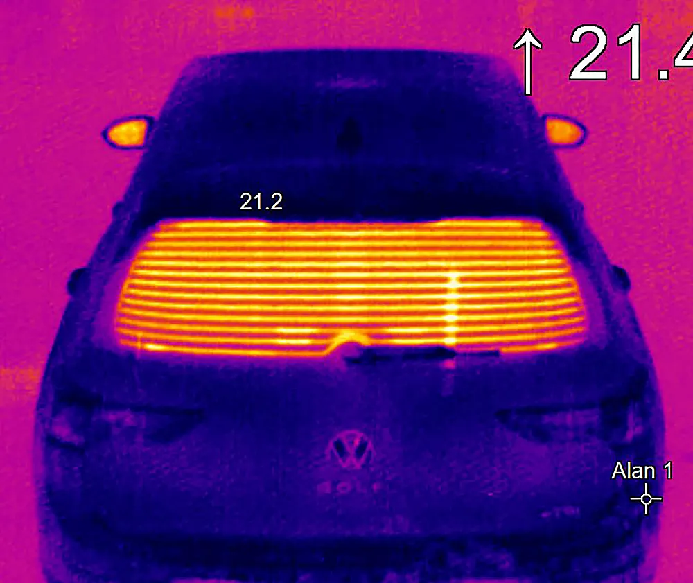 적외선 온도 비전 기술을 활용한 자동차 생산 공정 효율화: 시간 절감 솔루션